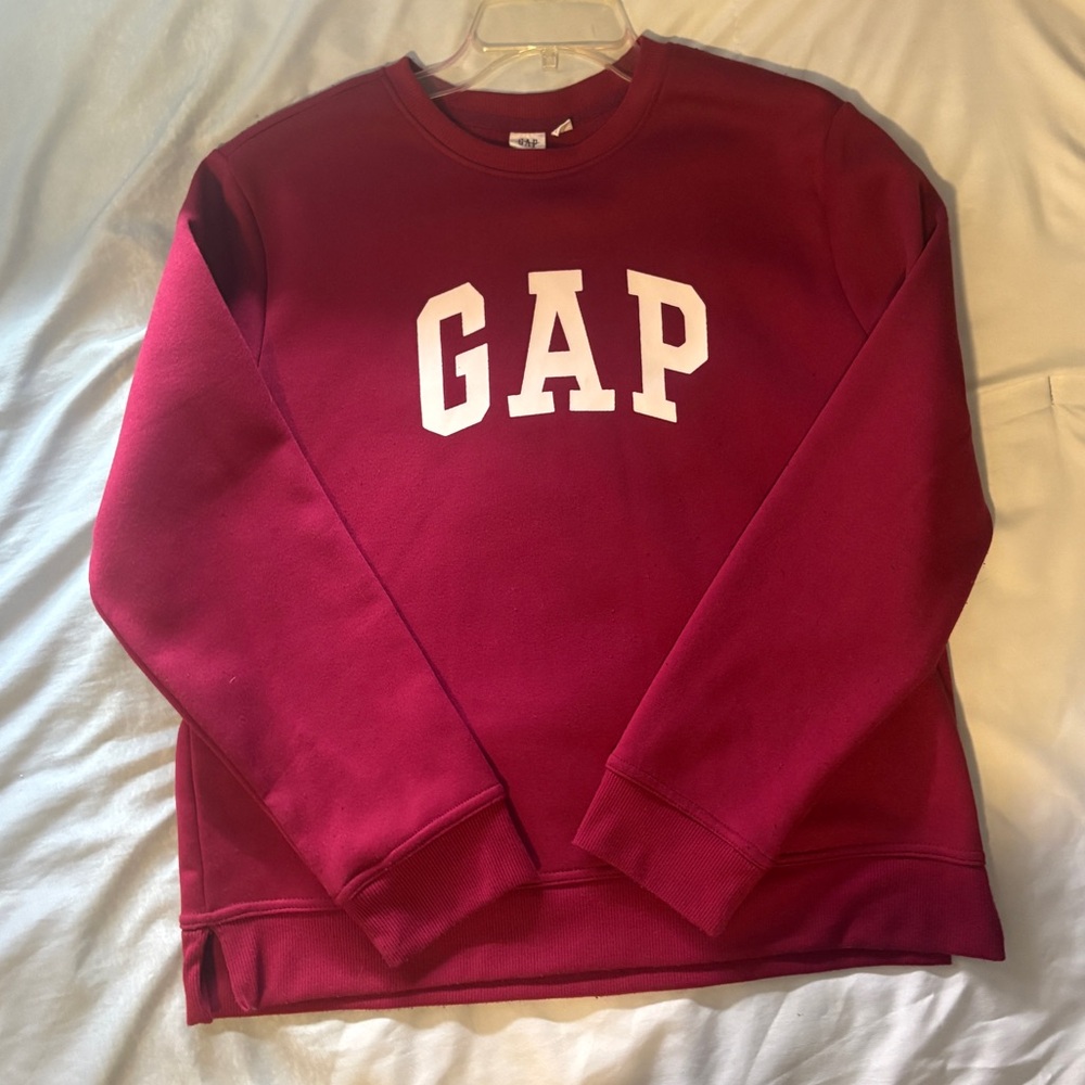 GAP Burgundy Red Crewneck Sweater